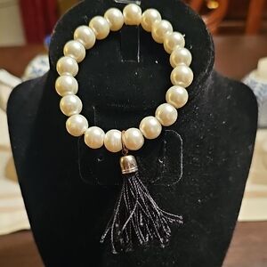 Elegant Pearl Bracelet with Black Tassel